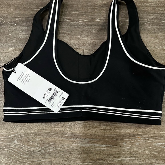 ALO NEW WITH TAG LARGE BLACK HEART THROB BRA!!!!! - Picture 3 of 6